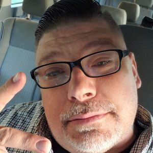 Meet your Posher, Eddie